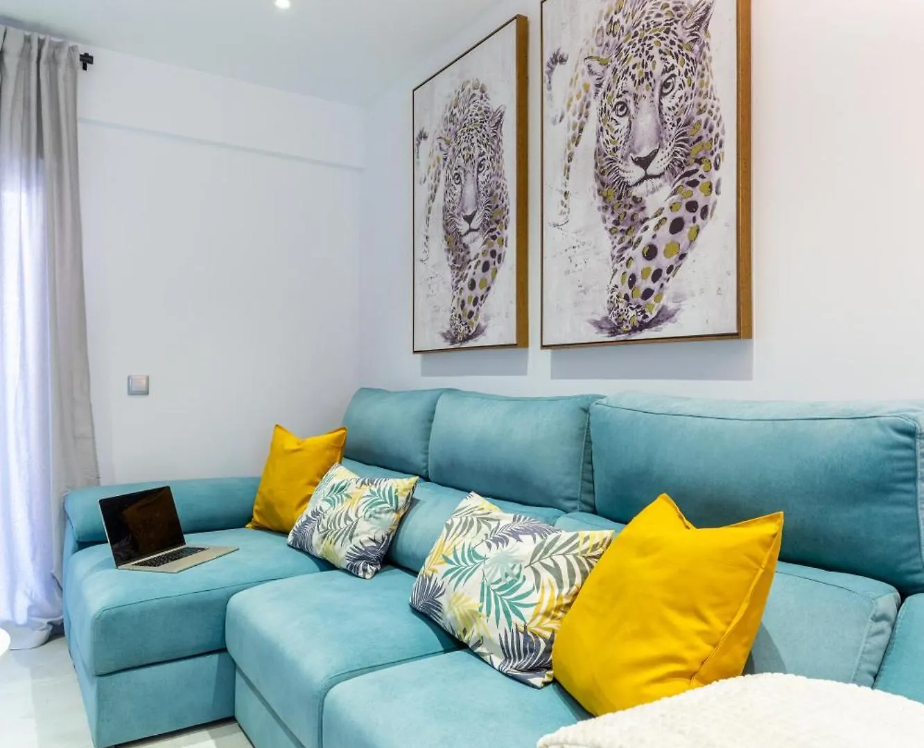 Trendyhomes Almeria Playa II 0*,